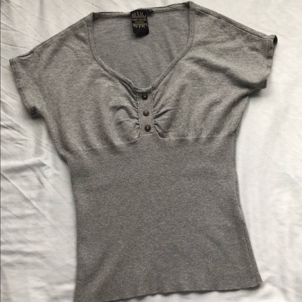 Gray t-shirt